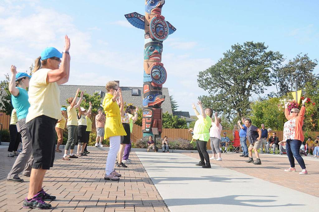 Photo: Sequim dance party, in a flash