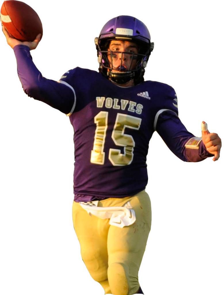 Football: Wolves rout Patriots in season opener