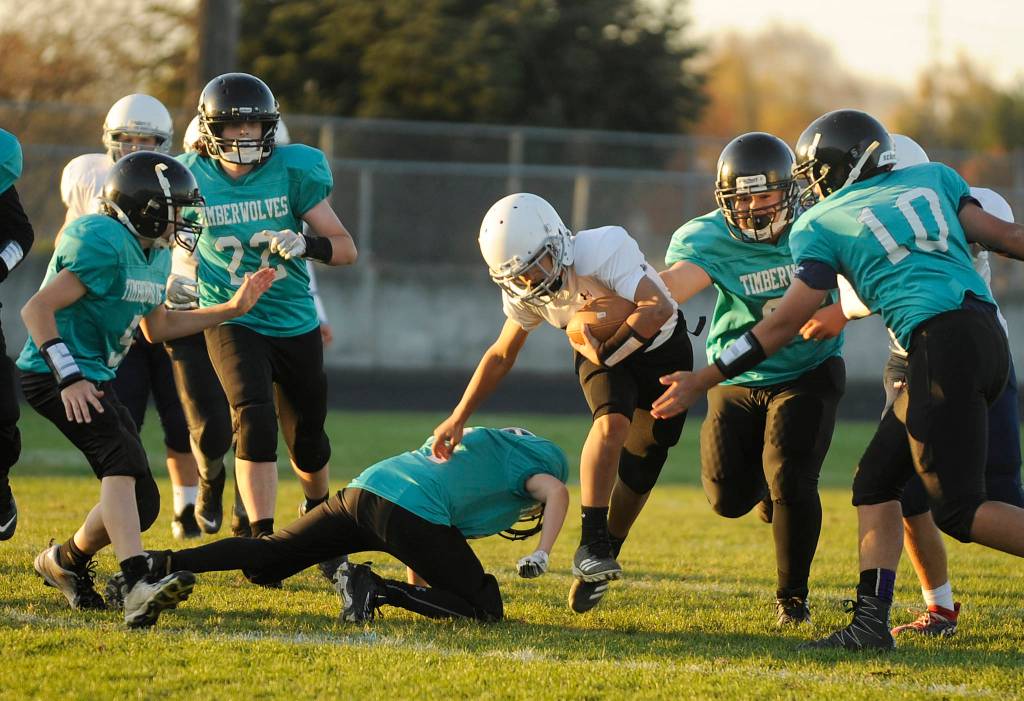 SMS football: Timberwolves look for growth in gridiron tests