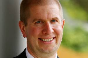 Sequim city manager receives positive review, pay increase