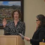 Jennifer States is sworn into office on Jan. 13 by Sequim City Clerk Sara McMillon. Sequim Gazette photo by Matthew Nash