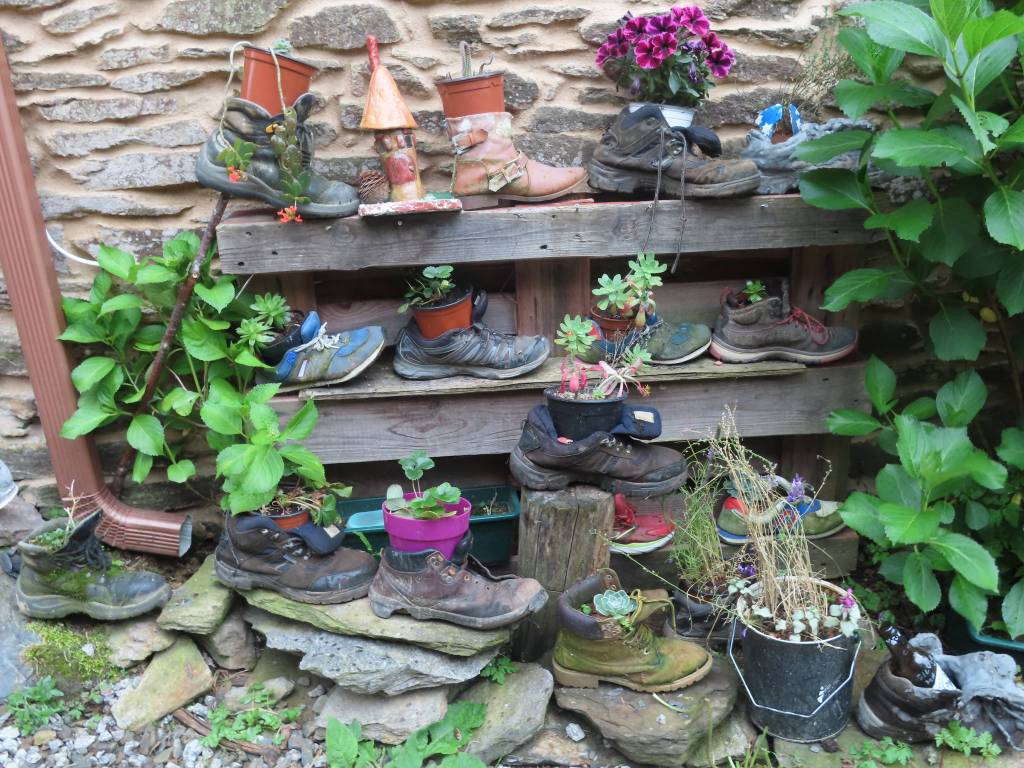 Hilary Powers details her year of living and teaching English in Thailand. Photo courtesy of Hilary Powers