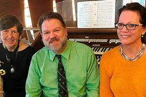Reis sings for St. Luke’s Music Live on March 10