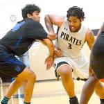 COLLEGE BASKETBALL: Peninsula men hold on for dear life to qualify for the NWAC Tourney