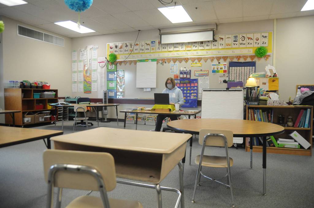 Leigh Ann Koenig, a first grade teacher at Greywolf Elementary School, hosts a virtual student meeting for her students on Friday, Sept. 25. If countywide coronavirus rates remain below the health departments high (75 per 100,00 population) rate, students in the Sequim School District may start attending classes in person in early October, starting with kindergartners at the two local elementary schools. Sequim Gazette photo by Michael Dashiell