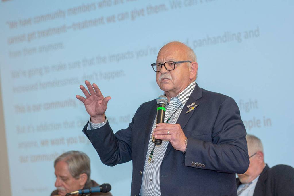 Jamestown SKlallam Tribe Chair and CEO Ron Allen addresses a crowd of about 1,300 people during the tribes town hall meeting concerning its planned medicine-assisted treatment facility in Sequim on Aug. 8, 2019. Jesse Major/Peninsula Daily News