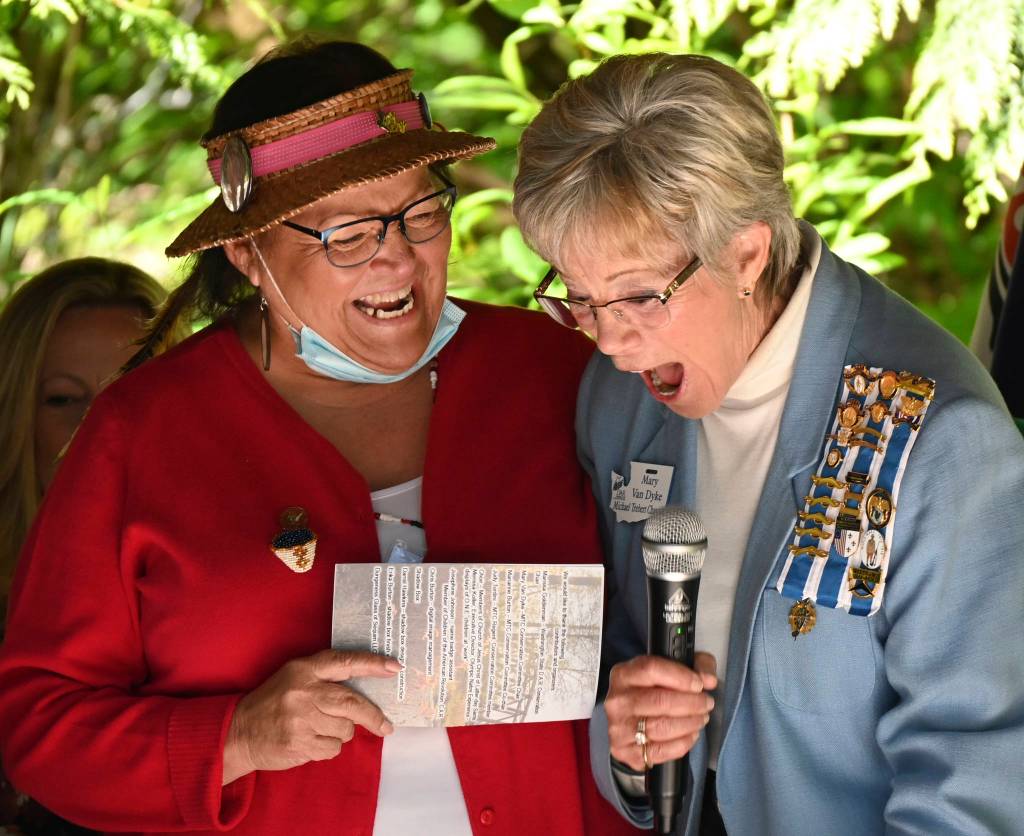 Theresa R. Lehman, Jamestown SKlallam Tribe council treasurer, shares a laugh with Mary Van Dyke, Led by conservation committee chair of the Michael Trebert Chapter of the Daughters of the American Revolution, at an awards ceremony Saturday. Sequim Gazette photo by Michael Dashiell