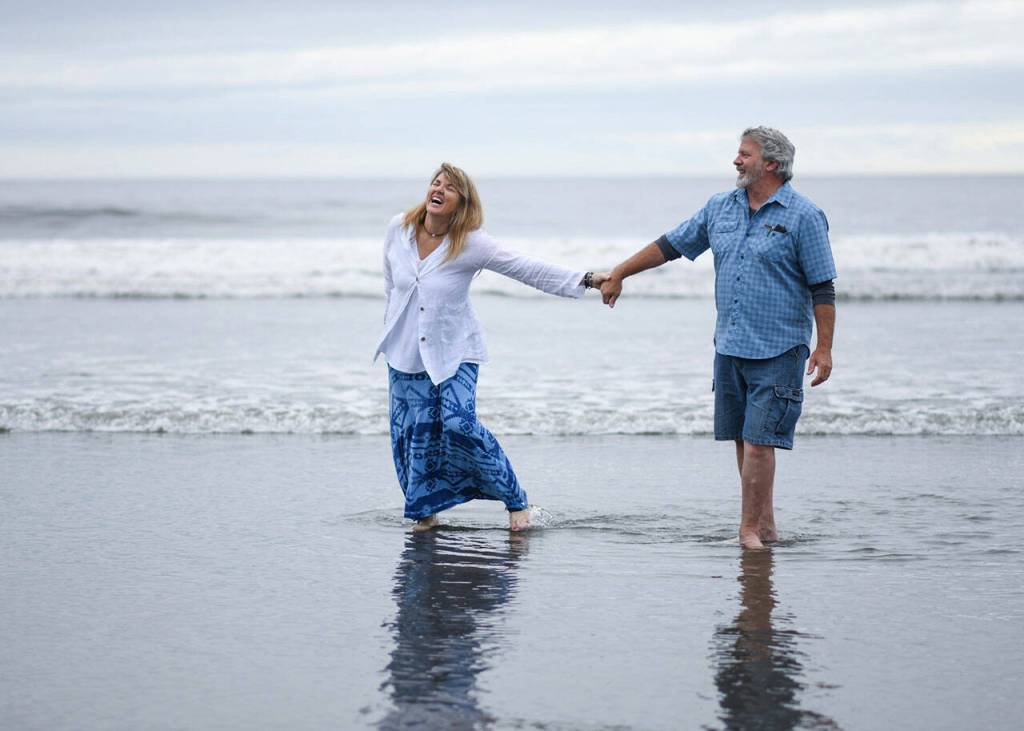 Dawn & Steve are set to entertain the Friday Friday Art Walk crowd at Rainshadow Café on Feb. 4. Submitted photo