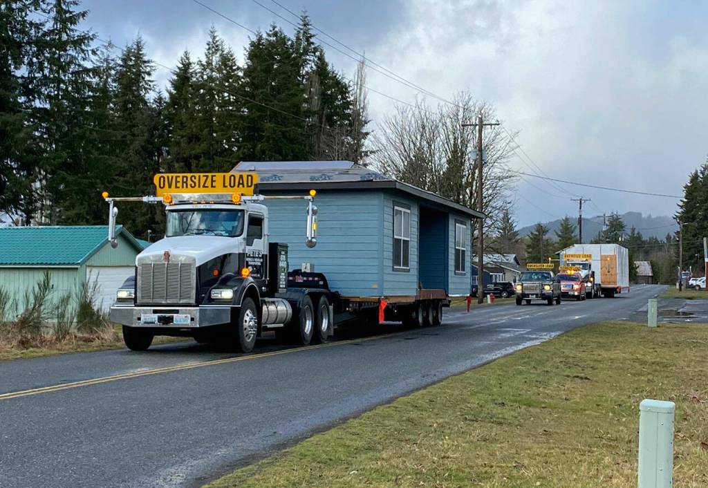 Photo by Cheri Tinker, NORVHN director
Sections of the Hobuck House, a seven-bedroom group home for permanently disabled homeless veterans, arrive in Forks on Jan. 31.