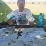 John Kuntz enjoys support from student writings as he traverses the Columbia River in 2018. Submitted photo