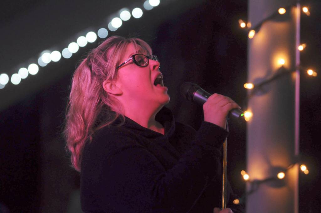 Vocalist Amanda Bacon and Black Diamond Junction entertain the Sequim Sunshine Festival crowd at Carrie Blake Community Park on March 5. Sequim Gazette photo by Michael Dashiell