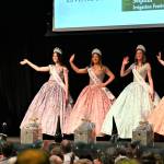 Emcee James Castell introduces the 2022 Irrigation Festival royalty court to the crowd at Saturdays Kickoff Dinner & Auction. Pictured with Castell, from left, are queen Isabella Williams and princesses Ellie Turner, Katherine Gould and Lauren Willis. Sequim Gazette photo by Michael Dashiell