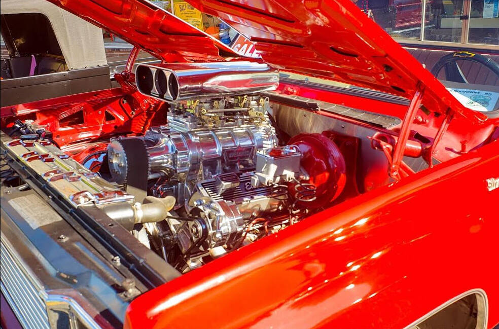 Photo by Bob Lampert