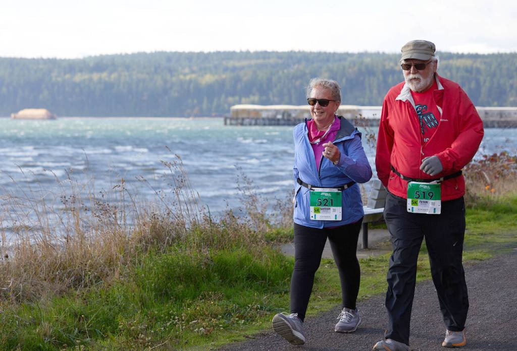 Photo courtesy of Run the Peninsula / Sarah and Ivan Bacica enjoy the Larry Scott Trail 5k in 2021.
