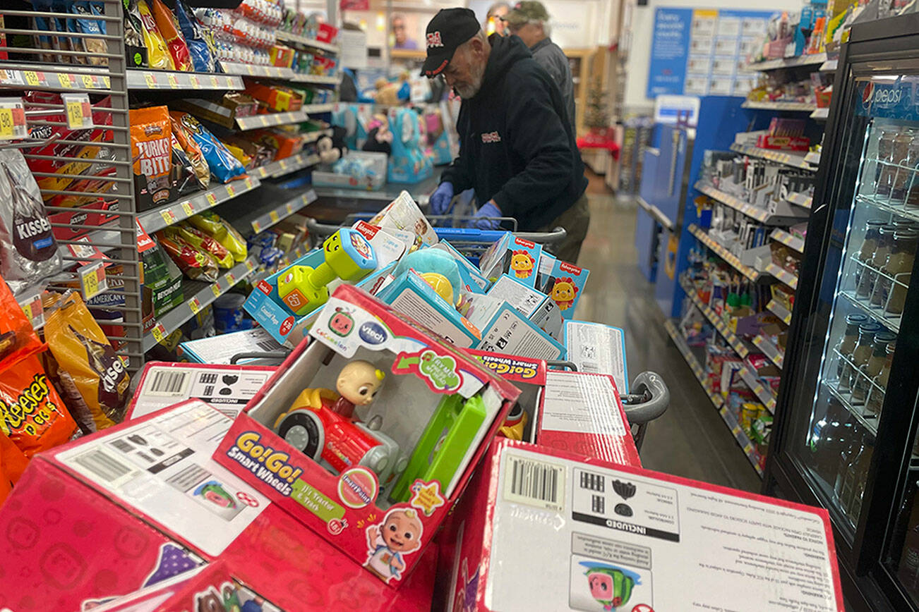 Toys for Tots keeps Christmas cheerful for local children | Sequim Gazette
