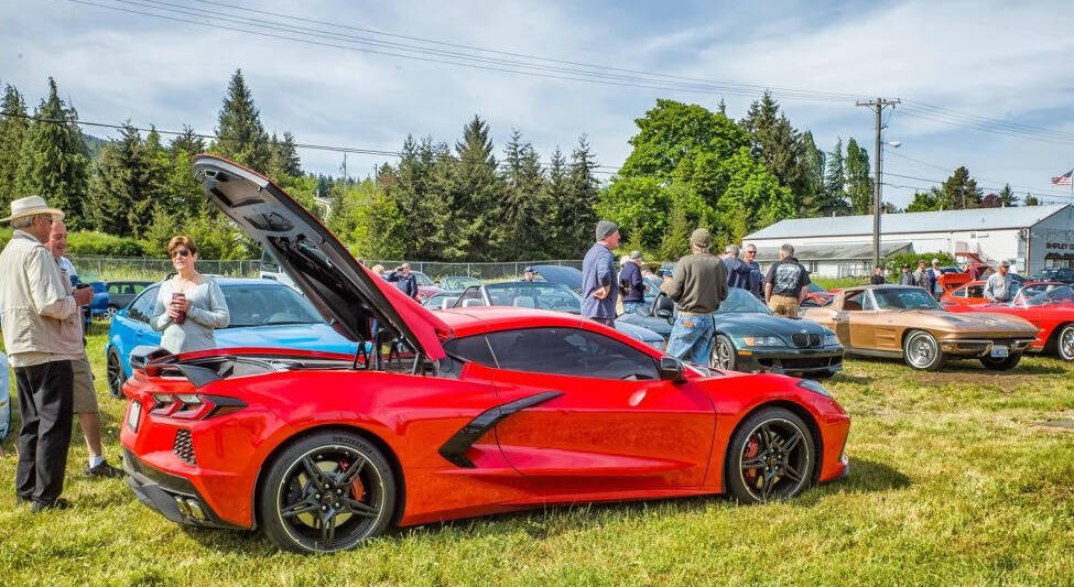 Photos by Bob Lampert