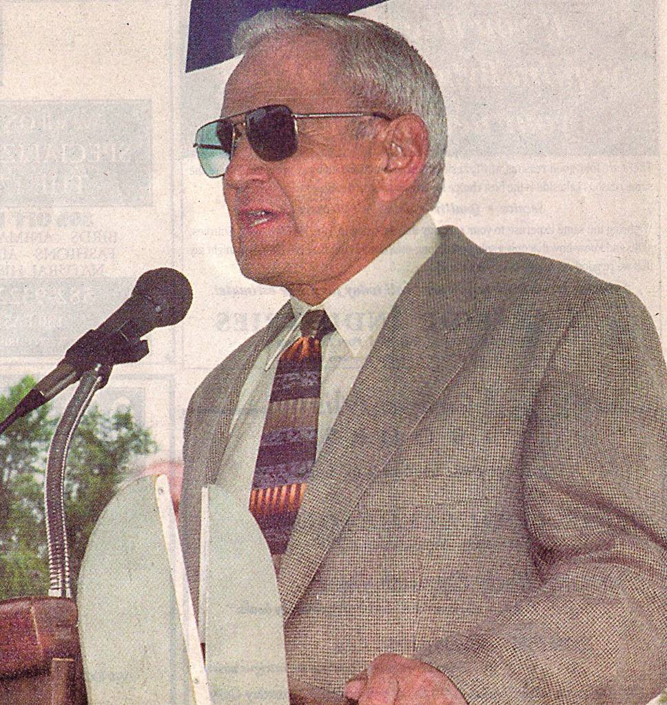 Sequim Gazette file photo
Jerry Angiuli speaks to a crowd in August 1999 prior to the opening of the Sequim bypass.