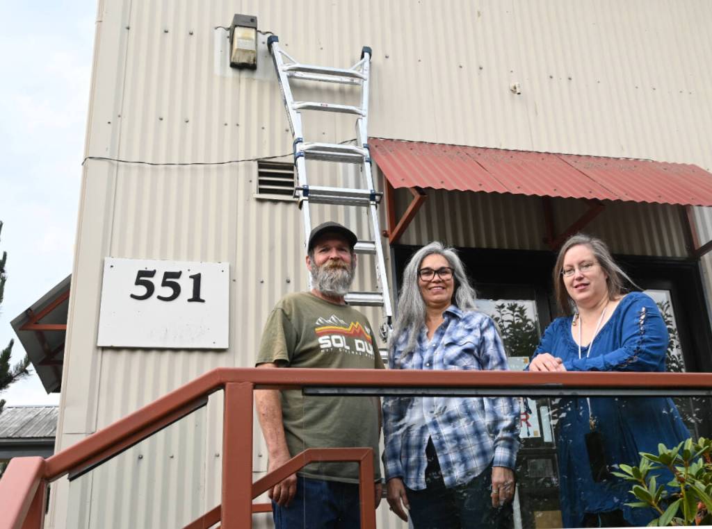 Sequim Gazette photo by Michael Dashiell
From left, Michael Murphy of Olympic TV & Tech, Serenity Thrift Store director Belicia Muñoz and Sequim Electronics manager Becky Northaven meet at Serenity House Store in Sequim. Sequim Electronics donated a security camera and equipment that Murphy installed in late August.