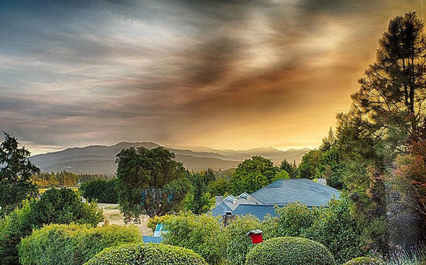 Photo by Bob Lampert / Smoke from the Eagle Point Fire fills the skies above Sequim on Sept. 15.