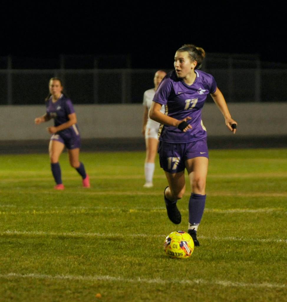 Sequim Gazette photo by Michael Dashiell / Sequims Kaia Lestage looks for an open teammate in the Wolves 4-0 victory over Kingston on Oct. 3.
