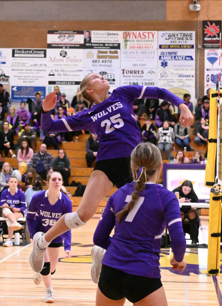 Sequim Gazette photo by Michael Dashiell
Sequims Jolene Vaara rises up for a big spike in a three-set sweep of Bremerton on Oct. 24.