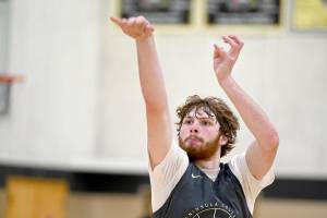 Former Port Angeles standout Wyatt Dunning is back to play his sophomore season with the Peninsula College men's basketball team.
