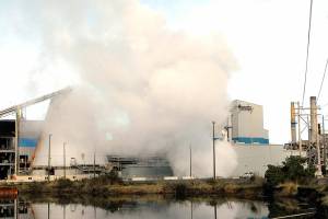 Keith Thorpe/Peninsula Daily News
Clouds of steam rise from the cogeneration facility at the McKinley Paper mill on Marine Drive in Port Angeles on Saturday as crews begin the process of bringing the mill back into production, three years after it was shut down by and sold by Nippon Paper Industries USA. As part of the start-up process, the company announced that pipes must be cleaned in order for the cogeneration plant to produce steam for the mill and electricity for sale and that the cleanup process could produce noise that might disturb nearby neighborhoods. McKinley has not announced a date for when production of containerboard would begin at the retooled mill.