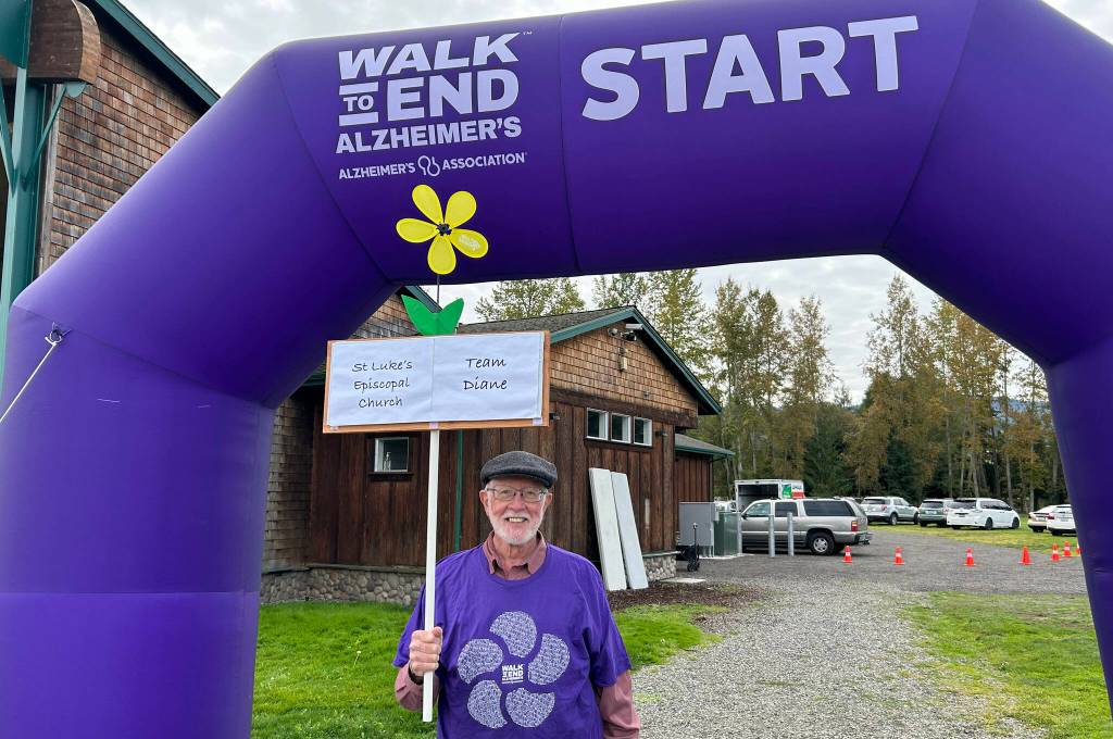 Art Moore with St. Lukes Episcopal Church begins the Walk to End Alzheimers on Oct. 5. He was one of 120-plus participants in the event in Carrie Blake Community Park.