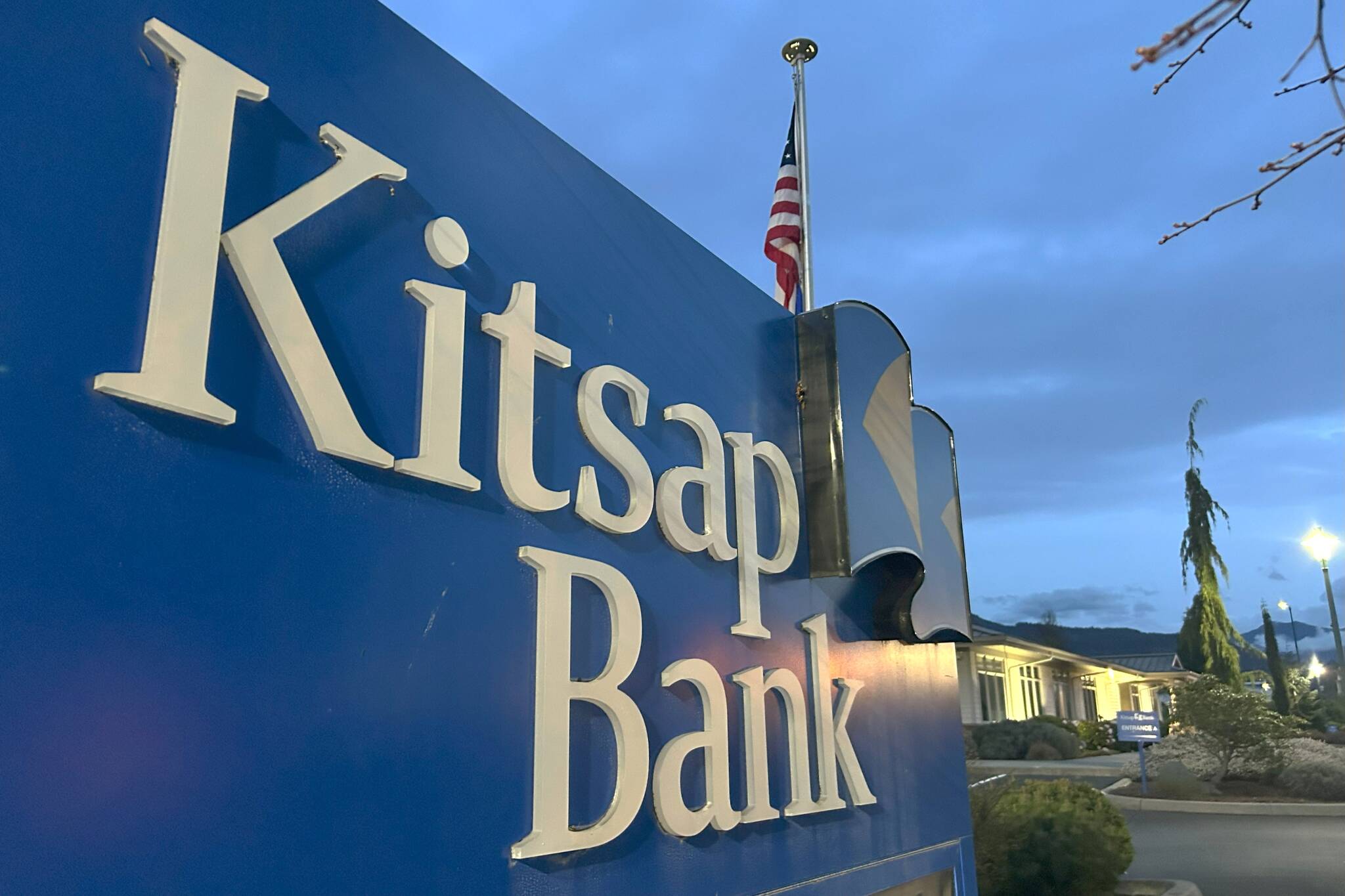 Sequim Gazette photo by Matthew Nash/ A robber took an unknown amount of money from Kitsap Bank in Sequim on April 9. Sequim Police Department reports the unidentified suspect remains at large as of Wednesday night and they continue to investigate the crime.