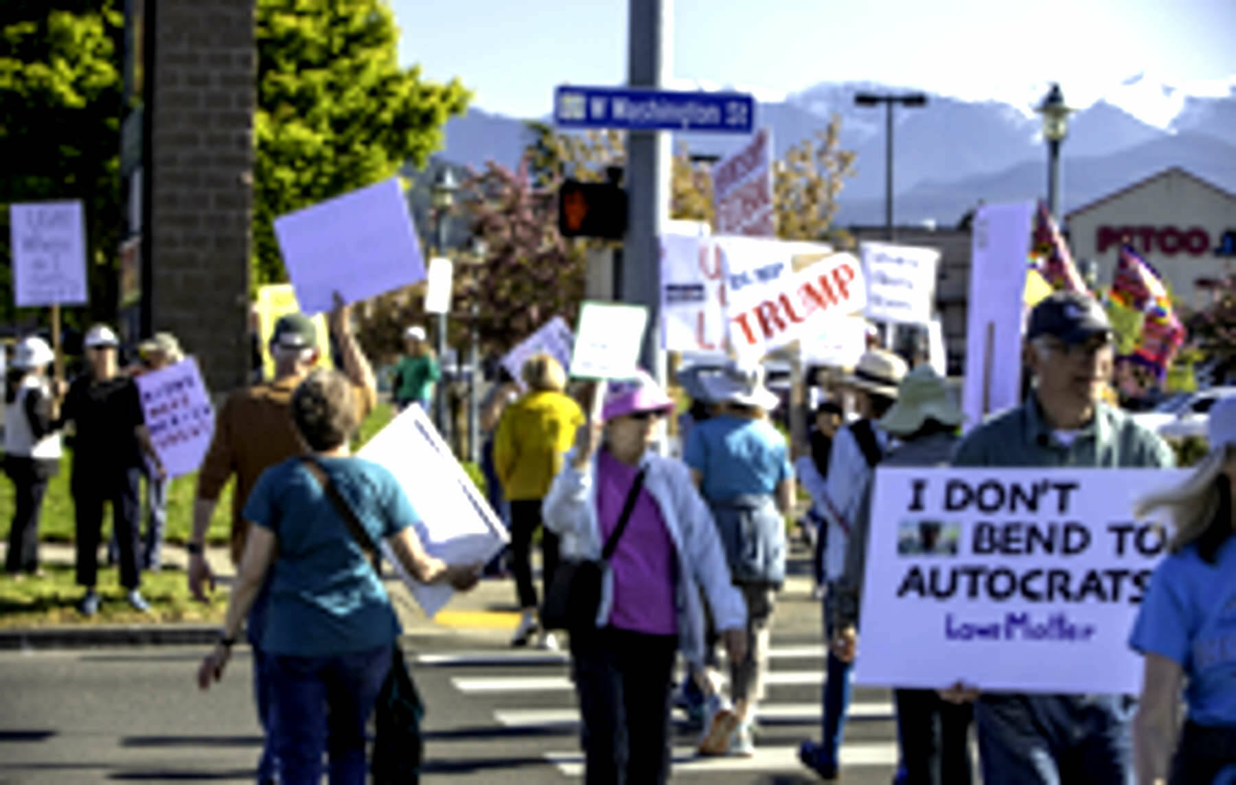 Photo by Bob Martinson
About 700 people turned out late Thursday afternoon in a May Day protest against the Trump administrations actions pertaining to immigration, federal job cuts and more. Organizer Chris Walker said that protesting on Washington Street in the area of Priest Road was the perfect nexus of people getting off work. The latest Sequim protest was again one of many such demonstrations across the country.