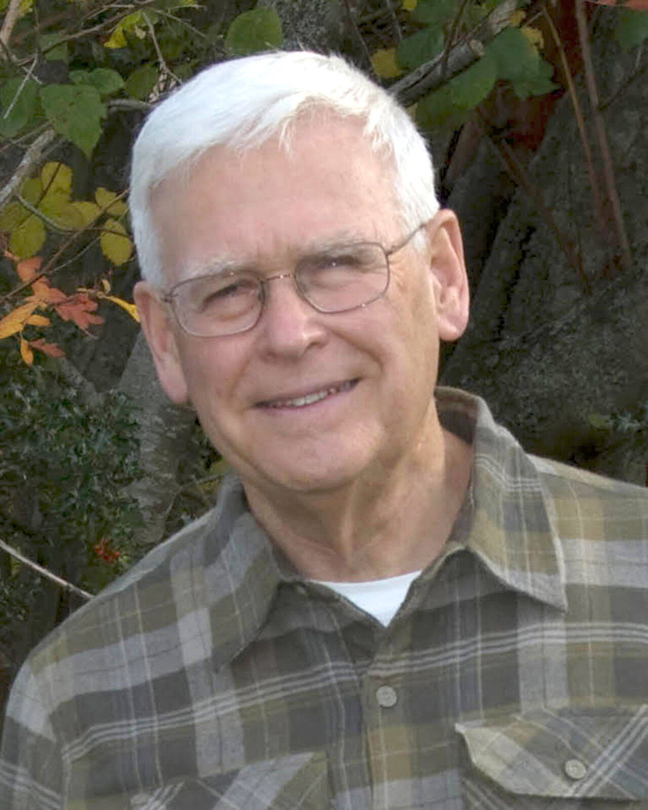 File photo courtesy Hamilton family
Photographer Ross Hamilton died on Feb. 10 in his home at the age of 83. A memorial service will be held at 2 p.m. Saturday, Feb. 28 at Dungeness Community Church where he was an elder for many years.