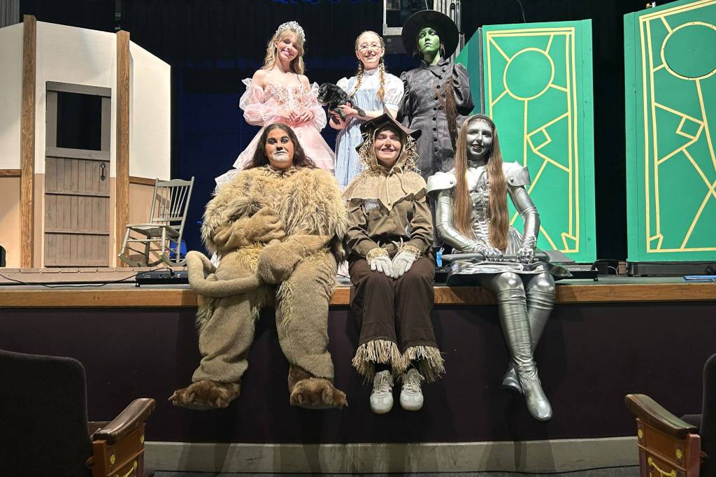 Sequim Gazette photo by Matthew Nash/
Sequim High Schools Operetta Club performs The Wizard of Oz May 1-10 featuring, from top left, Quinlee Anderson, Trinity Devlin, Isabelle Hosteller, front left, Kate Brouillard, Emma Gilliam, and Lily Tjemsland.