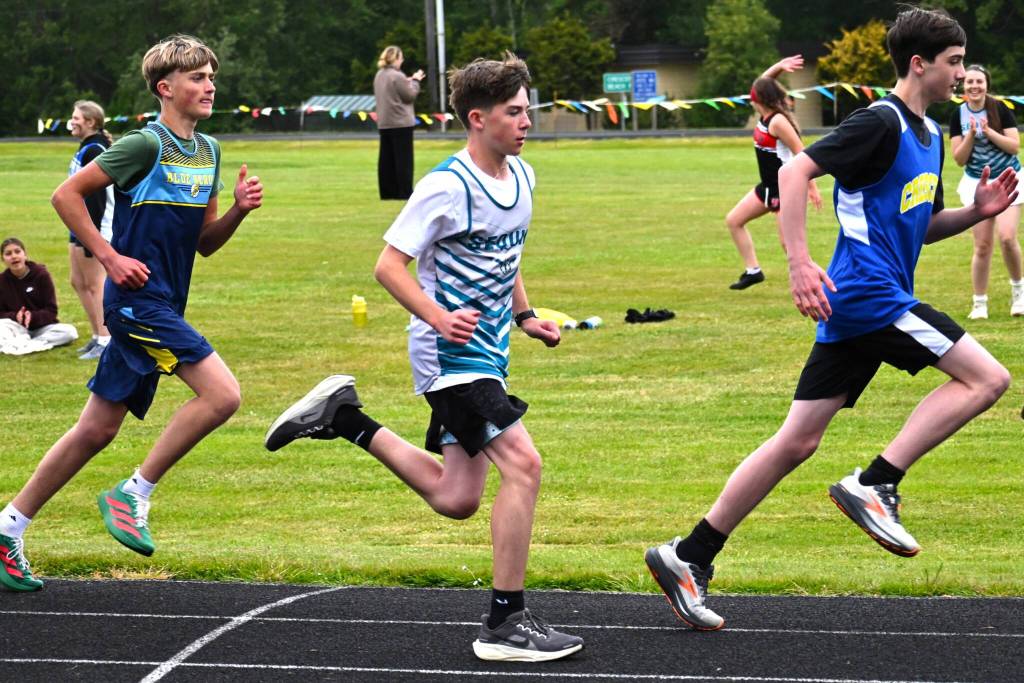 Photo by Liv Thompson/ At the league meet in the 1600 meters, Connor Horst placed second (6:02.68) and fifth in the 800 meters in 2:45.75, a personal record.